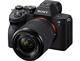 Sony A7 IV + FE 28-70mm f/3.5-5.6